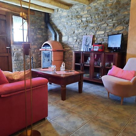 Apartamentos La Borda Castillon Tierrantona Exteriör bild